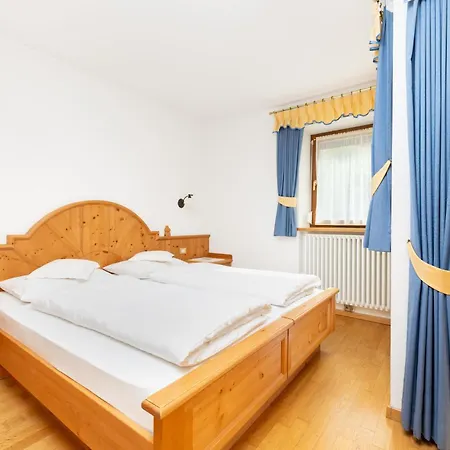 Frara Aparthotel San Cassiano (Badia)