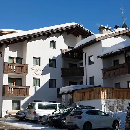 Frara Aparthotel *